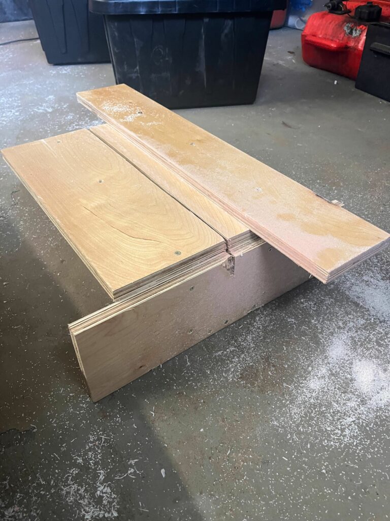 Spool cutting front view